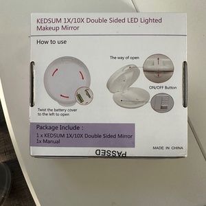 Led travel mirror